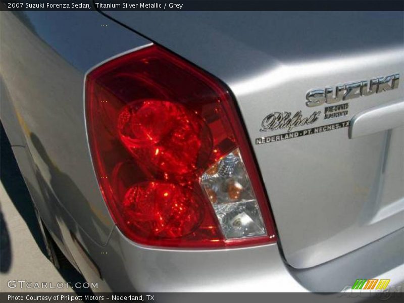 Titanium Silver Metallic / Grey 2007 Suzuki Forenza Sedan