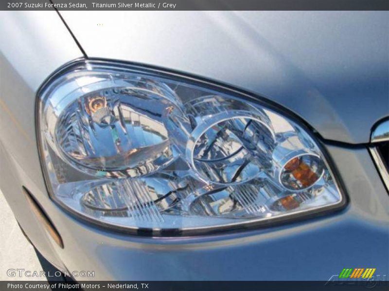 Titanium Silver Metallic / Grey 2007 Suzuki Forenza Sedan