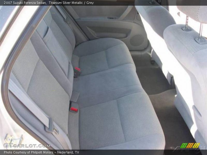 Titanium Silver Metallic / Grey 2007 Suzuki Forenza Sedan