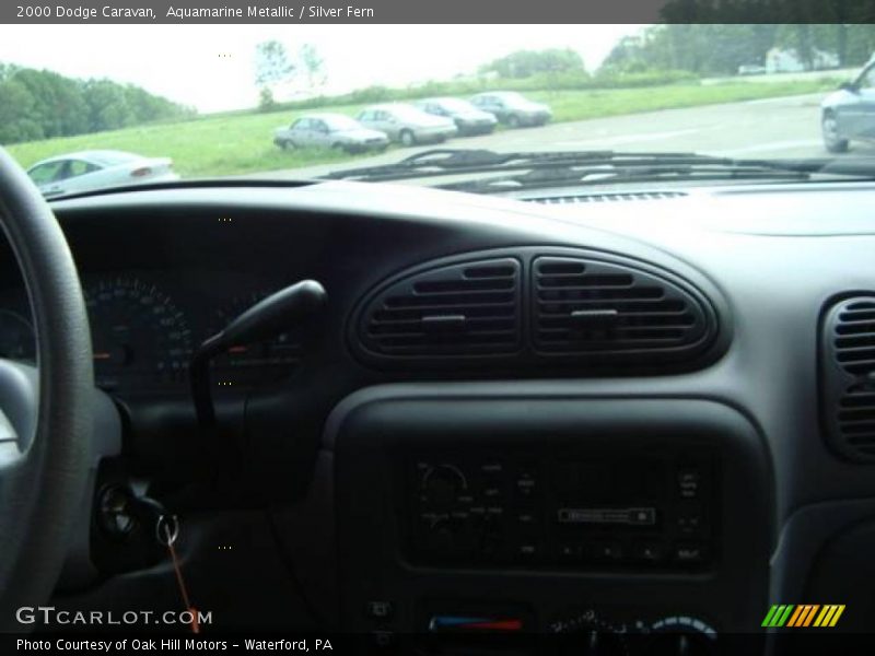 Aquamarine Metallic / Silver Fern 2000 Dodge Caravan