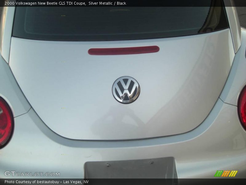 Silver Metallic / Black 2000 Volkswagen New Beetle GLS TDI Coupe