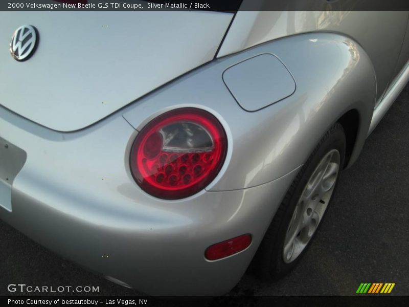 Silver Metallic / Black 2000 Volkswagen New Beetle GLS TDI Coupe