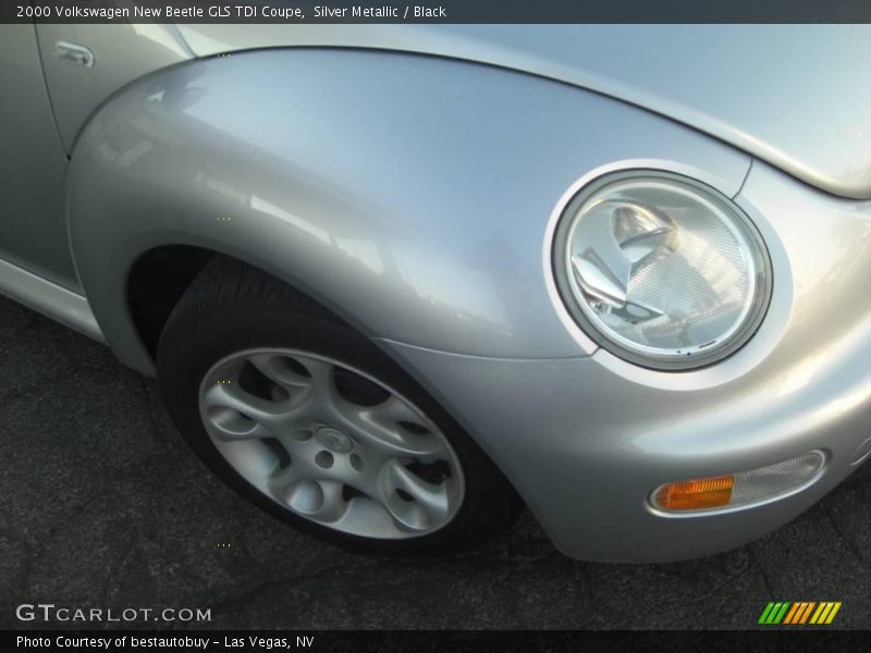 Silver Metallic / Black 2000 Volkswagen New Beetle GLS TDI Coupe
