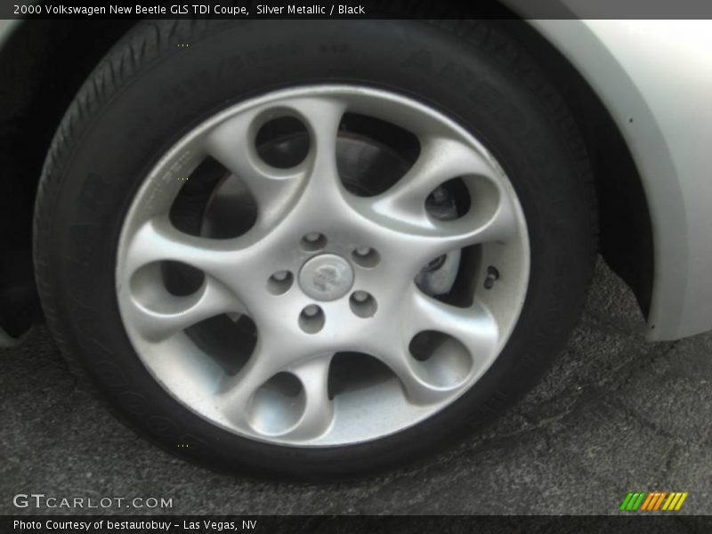 Silver Metallic / Black 2000 Volkswagen New Beetle GLS TDI Coupe