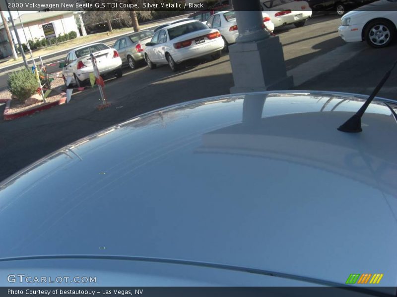 Silver Metallic / Black 2000 Volkswagen New Beetle GLS TDI Coupe