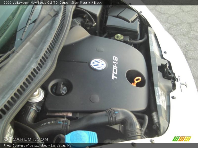 Silver Metallic / Black 2000 Volkswagen New Beetle GLS TDI Coupe