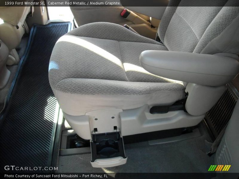 Cabernet Red Metallic / Medium Graphite 1999 Ford Windstar SE