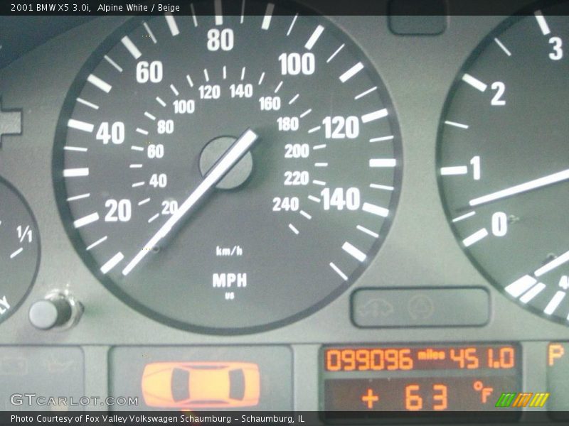Alpine White / Beige 2001 BMW X5 3.0i