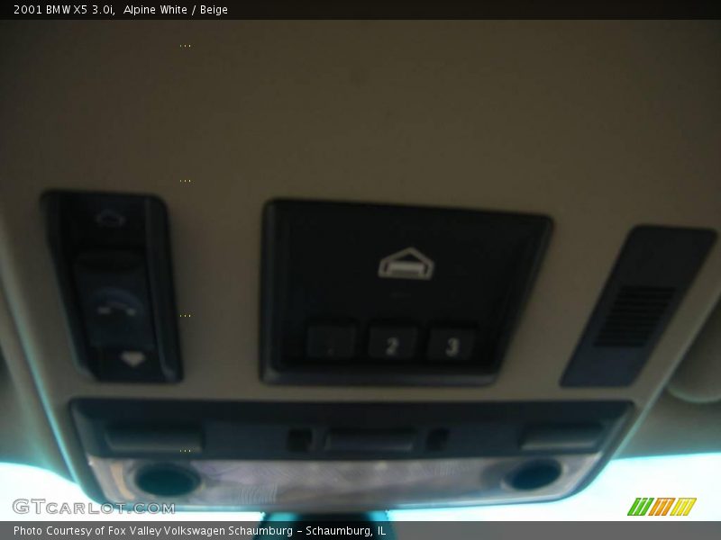 Alpine White / Beige 2001 BMW X5 3.0i