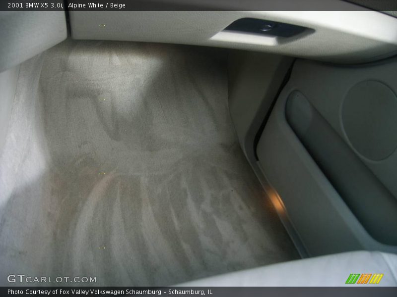 Alpine White / Beige 2001 BMW X5 3.0i