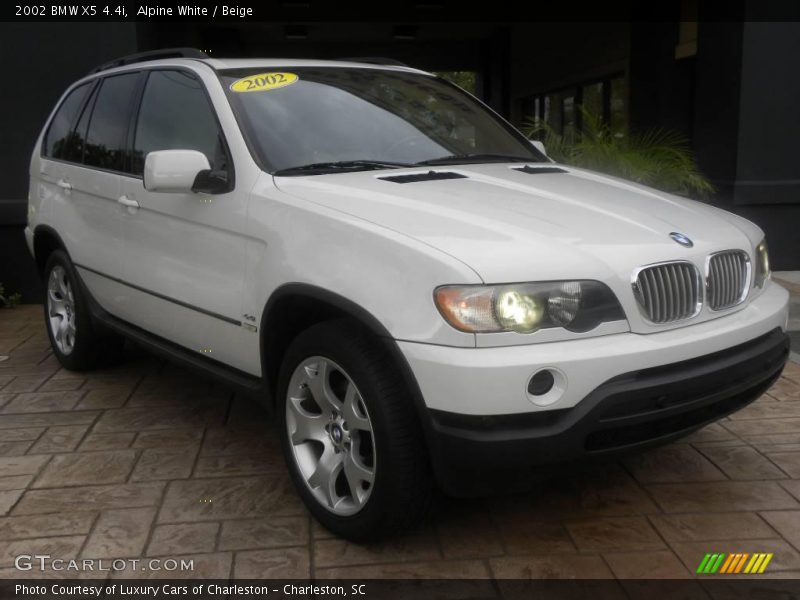 Alpine White / Beige 2002 BMW X5 4.4i