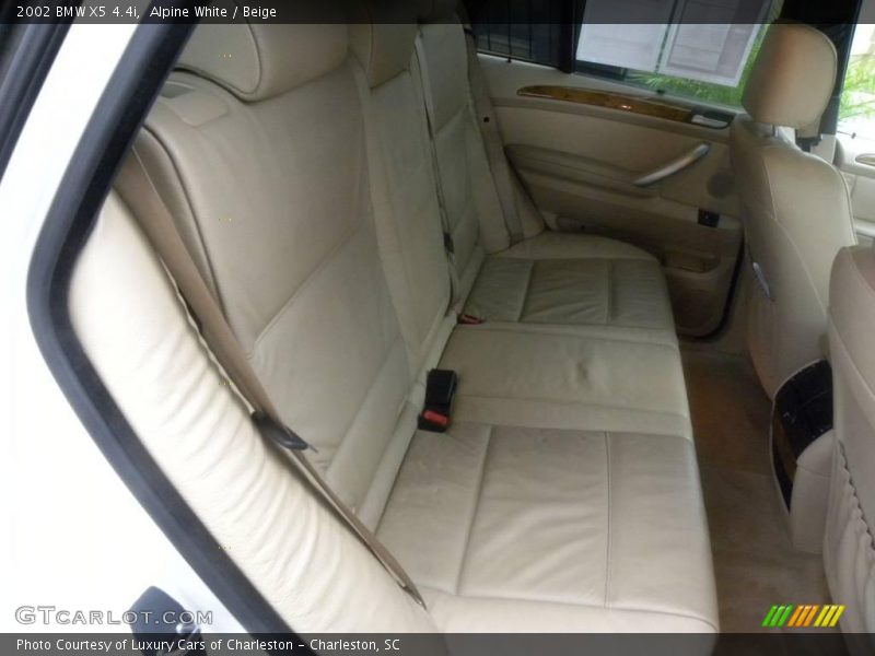 Alpine White / Beige 2002 BMW X5 4.4i