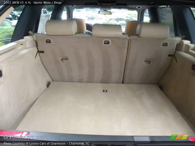 Alpine White / Beige 2002 BMW X5 4.4i