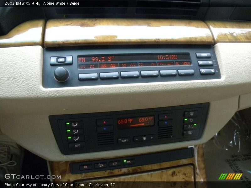 Alpine White / Beige 2002 BMW X5 4.4i