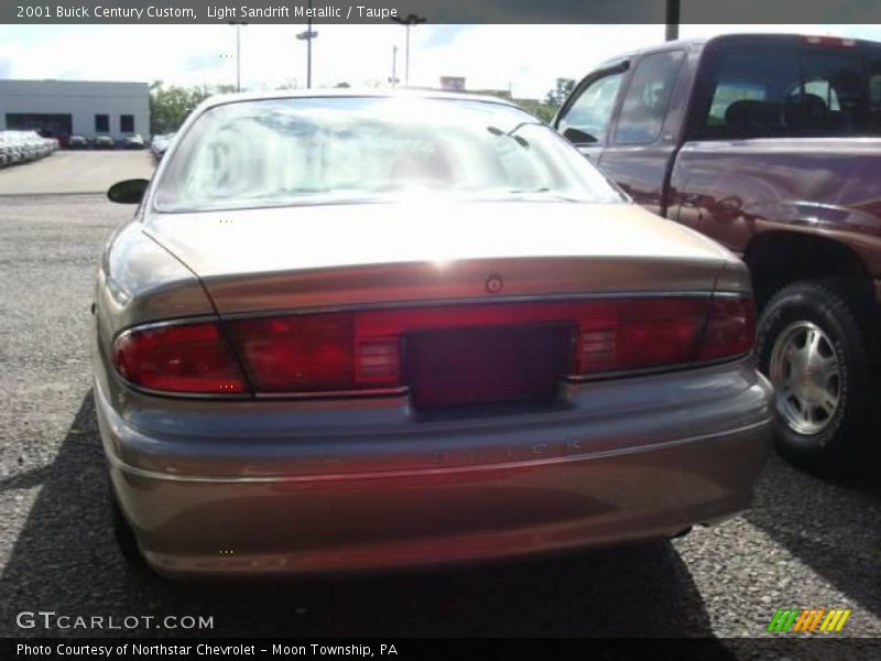 Light Sandrift Metallic / Taupe 2001 Buick Century Custom