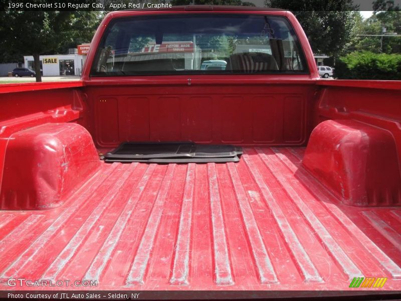 Apple Red / Graphite 1996 Chevrolet S10 Regular Cab