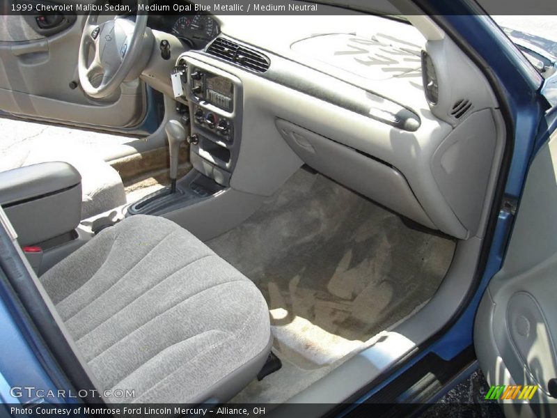 Medium Opal Blue Metallic / Medium Neutral 1999 Chevrolet Malibu Sedan