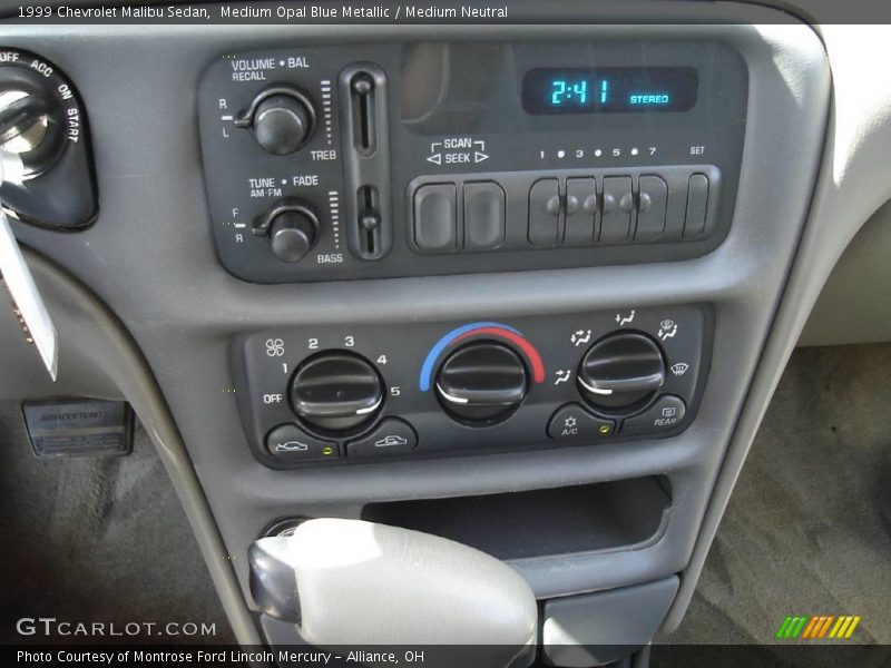 Medium Opal Blue Metallic / Medium Neutral 1999 Chevrolet Malibu Sedan