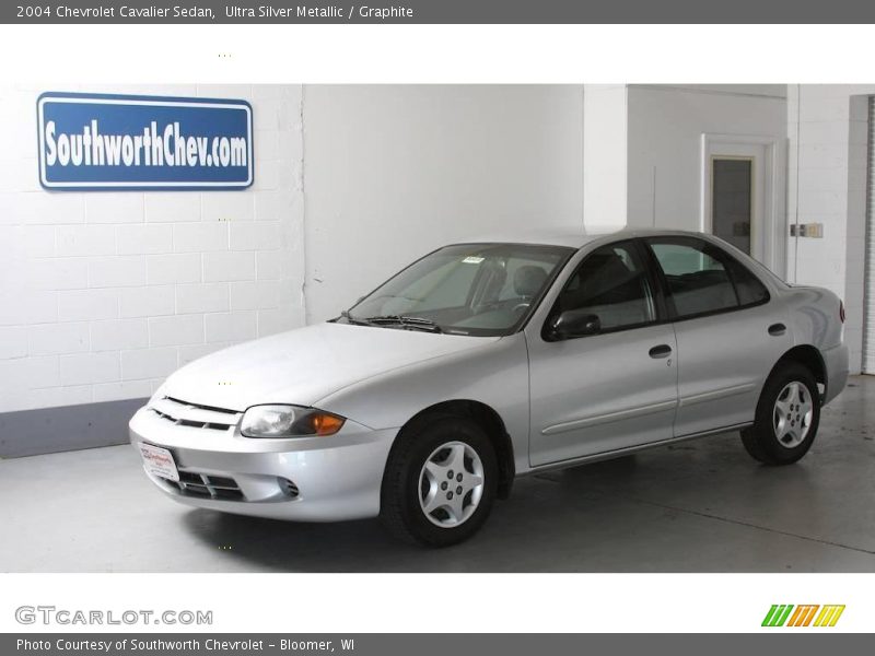 Ultra Silver Metallic / Graphite 2004 Chevrolet Cavalier Sedan