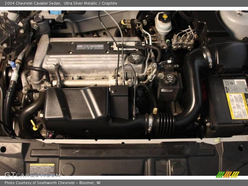 Ultra Silver Metallic / Graphite 2004 Chevrolet Cavalier Sedan