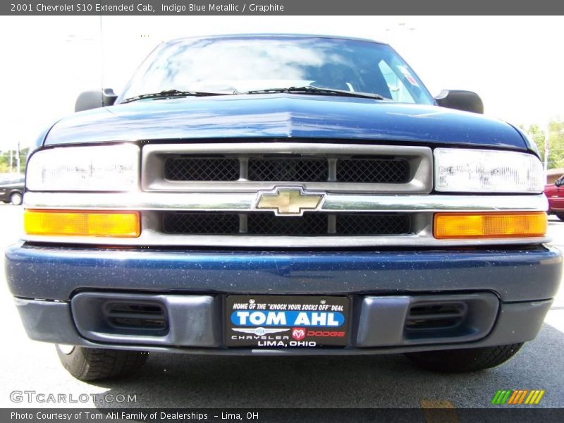 Indigo Blue Metallic / Graphite 2001 Chevrolet S10 Extended Cab
