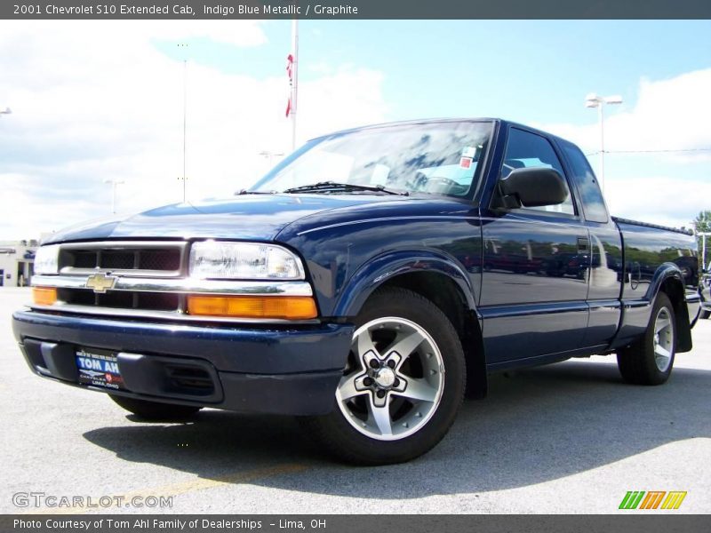 Indigo Blue Metallic / Graphite 2001 Chevrolet S10 Extended Cab