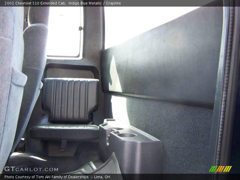 Indigo Blue Metallic / Graphite 2001 Chevrolet S10 Extended Cab