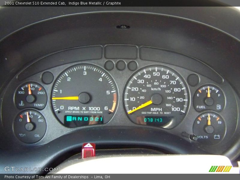 Indigo Blue Metallic / Graphite 2001 Chevrolet S10 Extended Cab