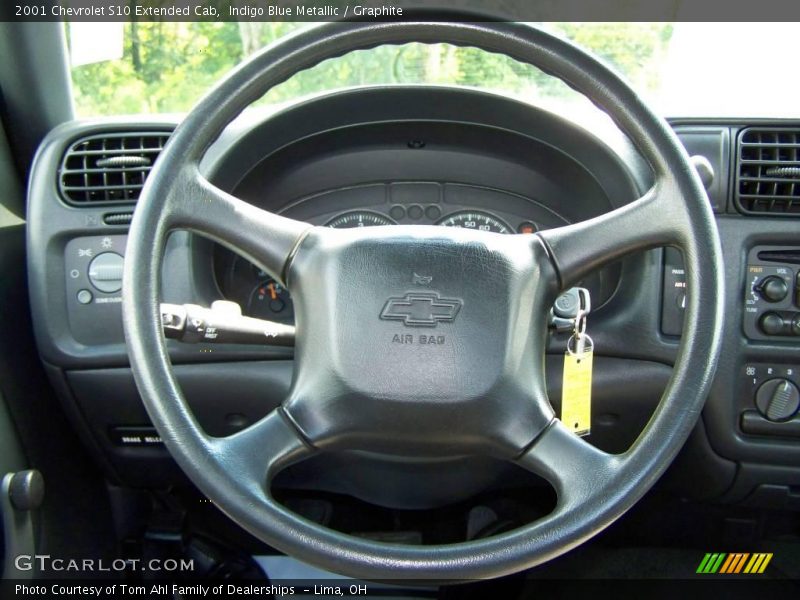 Indigo Blue Metallic / Graphite 2001 Chevrolet S10 Extended Cab