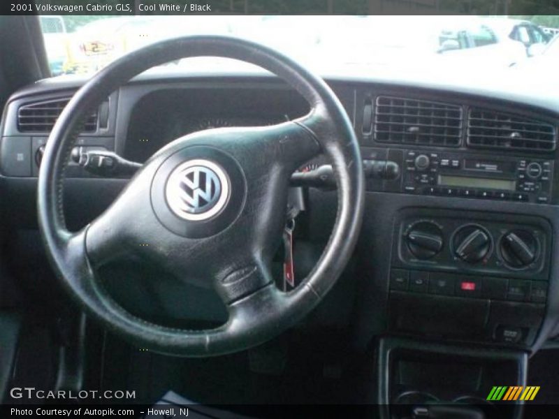 Cool White / Black 2001 Volkswagen Cabrio GLS