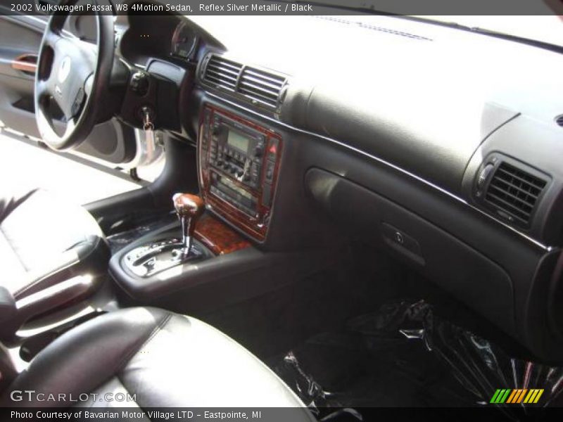 Reflex Silver Metallic / Black 2002 Volkswagen Passat W8 4Motion Sedan