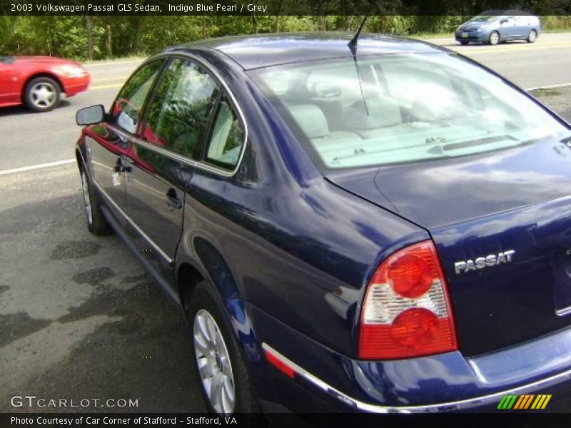 Indigo Blue Pearl / Grey 2003 Volkswagen Passat GLS Sedan