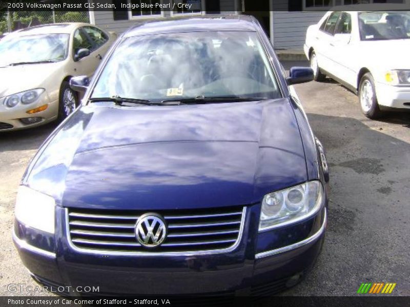 Indigo Blue Pearl / Grey 2003 Volkswagen Passat GLS Sedan