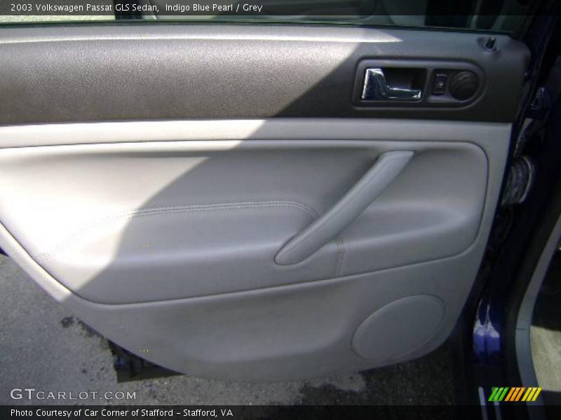 Indigo Blue Pearl / Grey 2003 Volkswagen Passat GLS Sedan