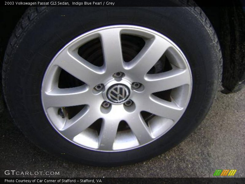 Indigo Blue Pearl / Grey 2003 Volkswagen Passat GLS Sedan
