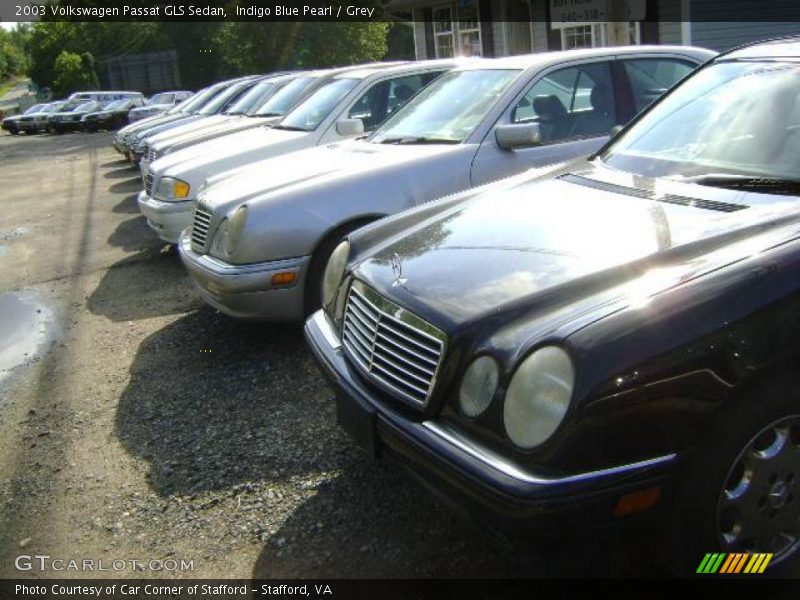 Indigo Blue Pearl / Grey 2003 Volkswagen Passat GLS Sedan