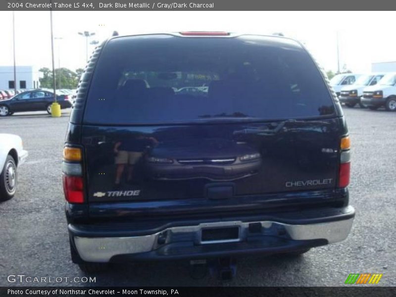 Dark Blue Metallic / Gray/Dark Charcoal 2004 Chevrolet Tahoe LS 4x4