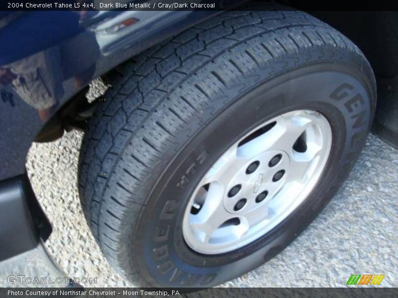 Dark Blue Metallic / Gray/Dark Charcoal 2004 Chevrolet Tahoe LS 4x4