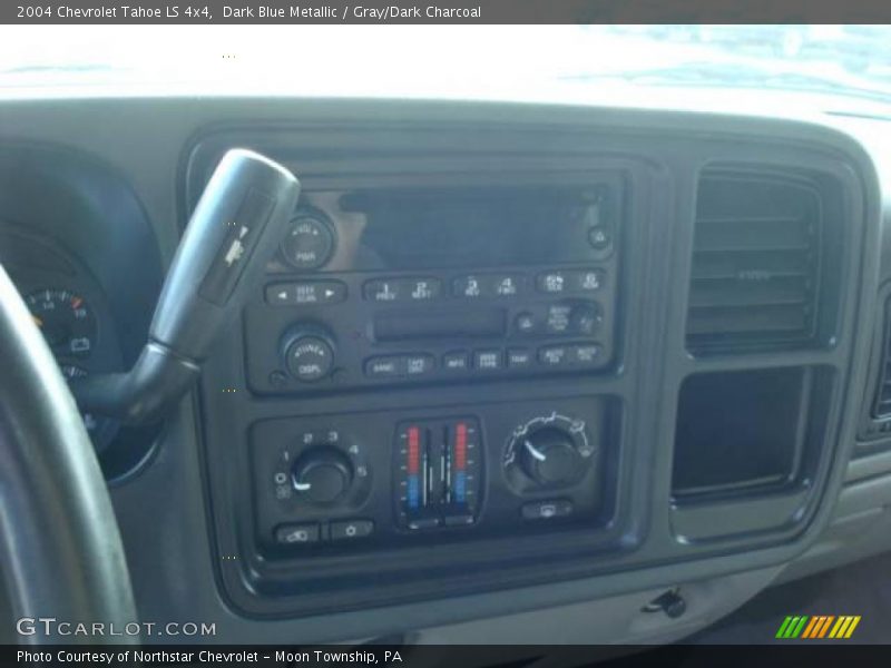 Dark Blue Metallic / Gray/Dark Charcoal 2004 Chevrolet Tahoe LS 4x4