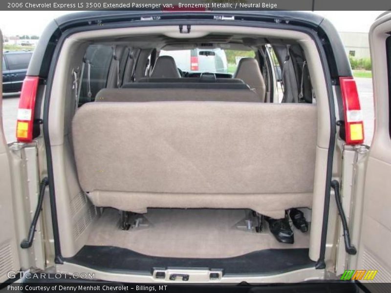 Bronzemist Metallic / Neutral Beige 2006 Chevrolet Express LS 3500 Extended Passenger van