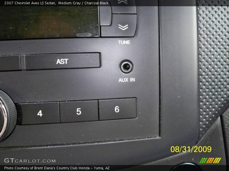 Medium Gray / Charcoal Black 2007 Chevrolet Aveo LS Sedan