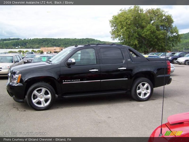 Black / Ebony 2009 Chevrolet Avalanche LTZ 4x4