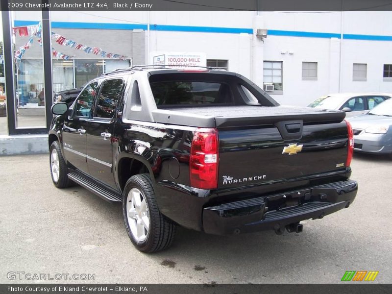 Black / Ebony 2009 Chevrolet Avalanche LTZ 4x4