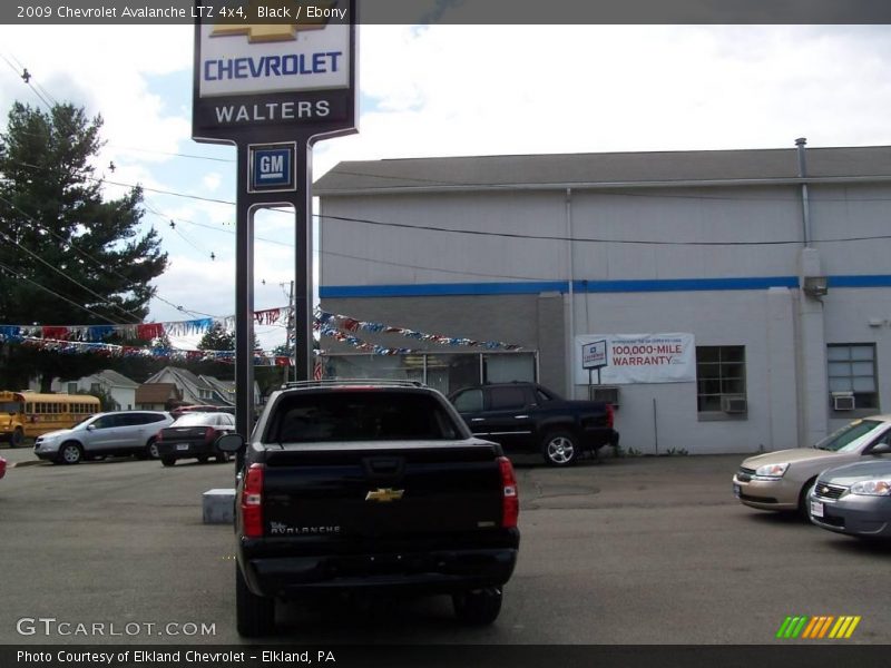 Black / Ebony 2009 Chevrolet Avalanche LTZ 4x4