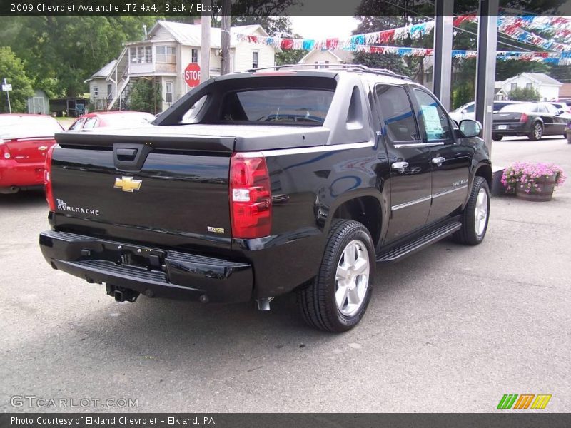 Black / Ebony 2009 Chevrolet Avalanche LTZ 4x4