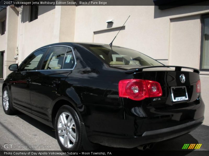 Black / Pure Beige 2007 Volkswagen Jetta Wolfsburg Edition Sedan
