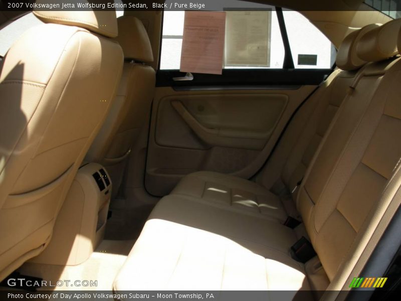 Black / Pure Beige 2007 Volkswagen Jetta Wolfsburg Edition Sedan