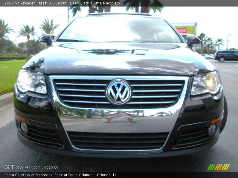 Deep Black / Latte Macchiato 2007 Volkswagen Passat 3.6 Sedan
