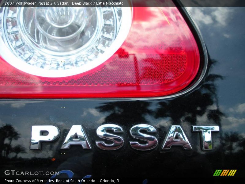 Deep Black / Latte Macchiato 2007 Volkswagen Passat 3.6 Sedan