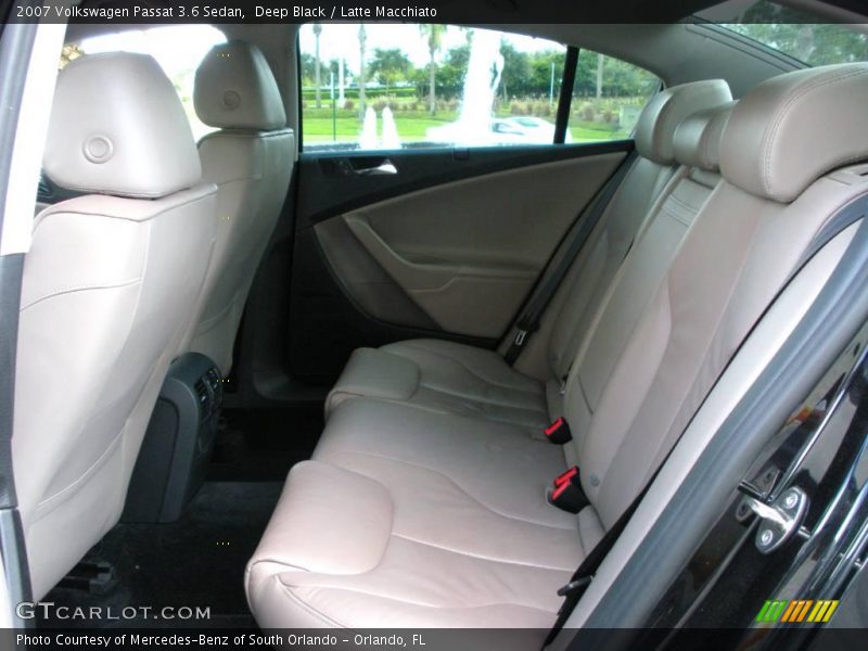Deep Black / Latte Macchiato 2007 Volkswagen Passat 3.6 Sedan